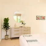 The Putney Wonder - Dazzling 3Bdr Flat With Garden