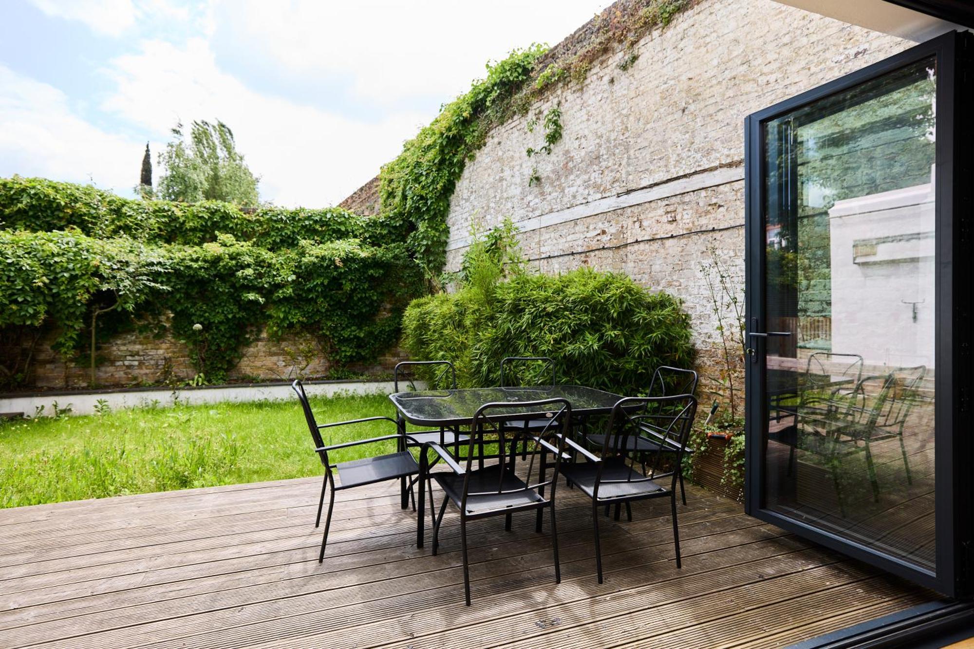The Putney Wonder - Dazzling 3bdr Flat With Garden Appartamento